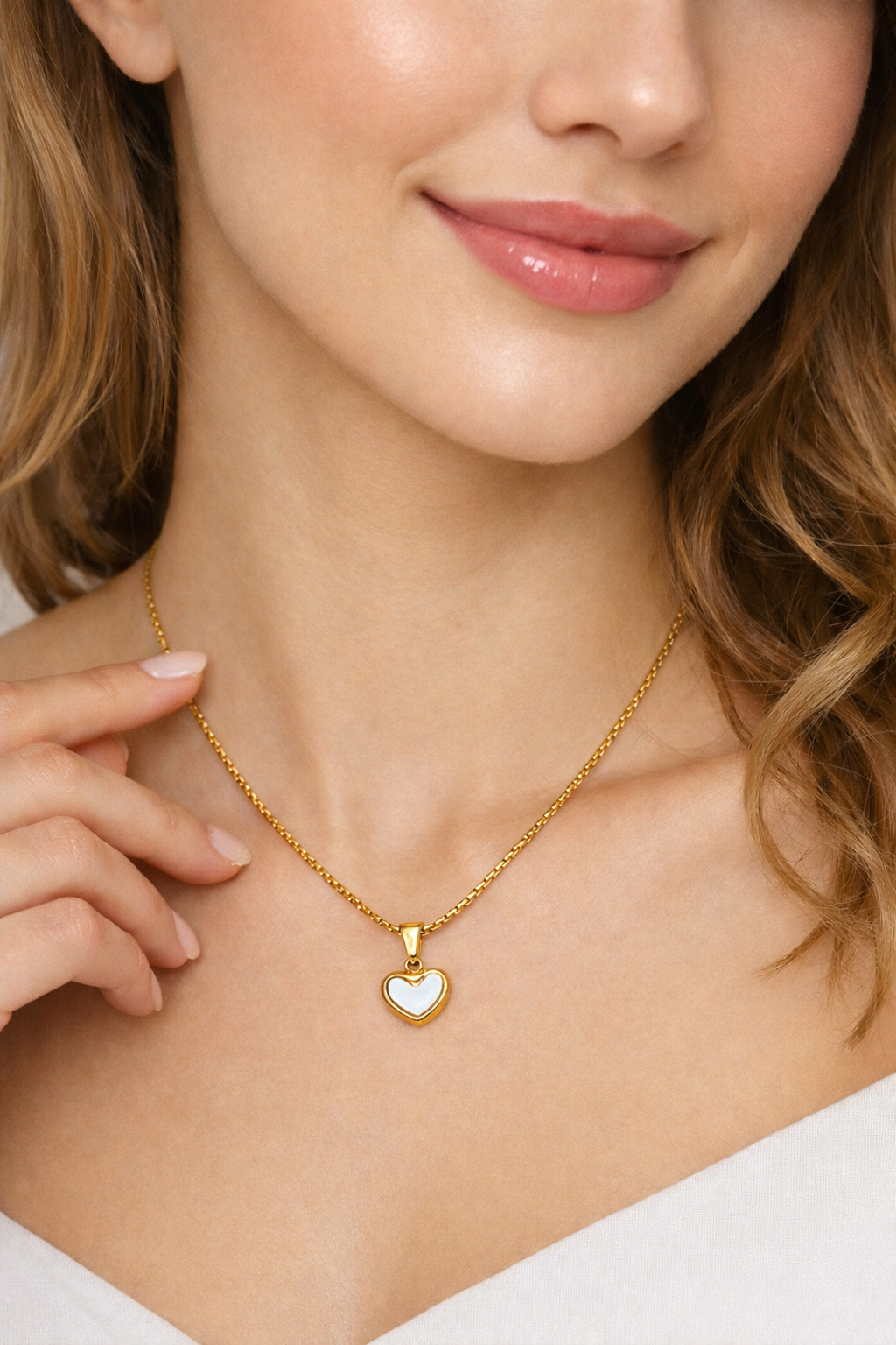 White Heart Necklace